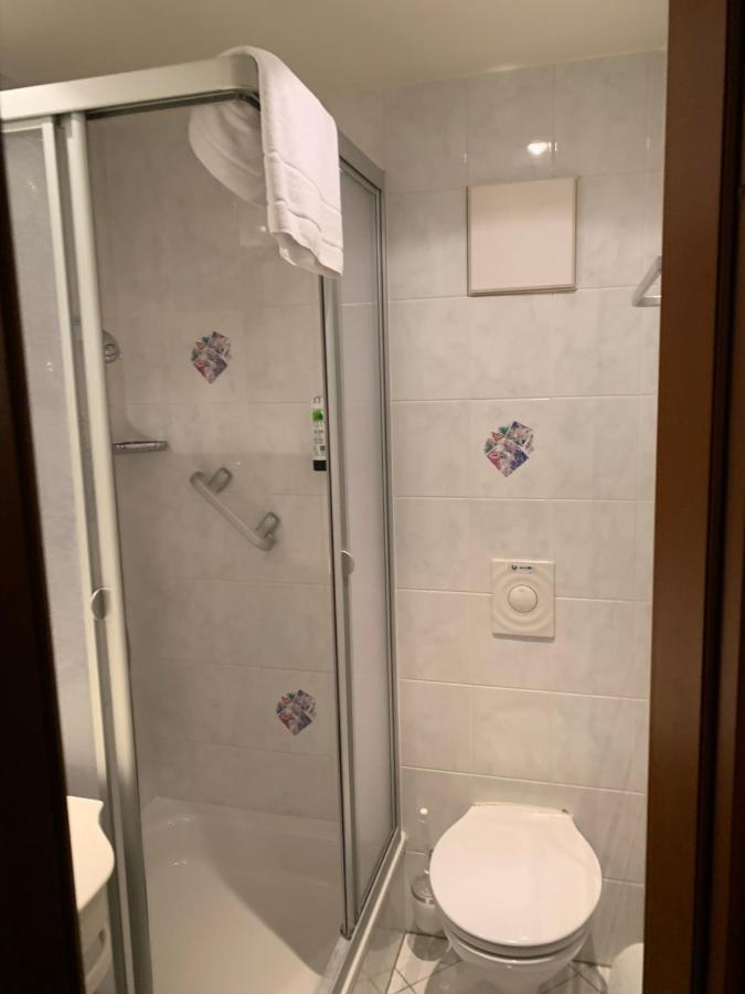 Hotel Hofgarten Бад-Бухау Экстерьер фото